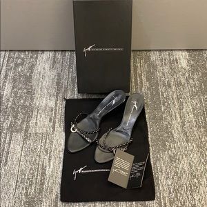 NEVER WORN Giuseppe Zanotti Sandals w/Kitten Heel